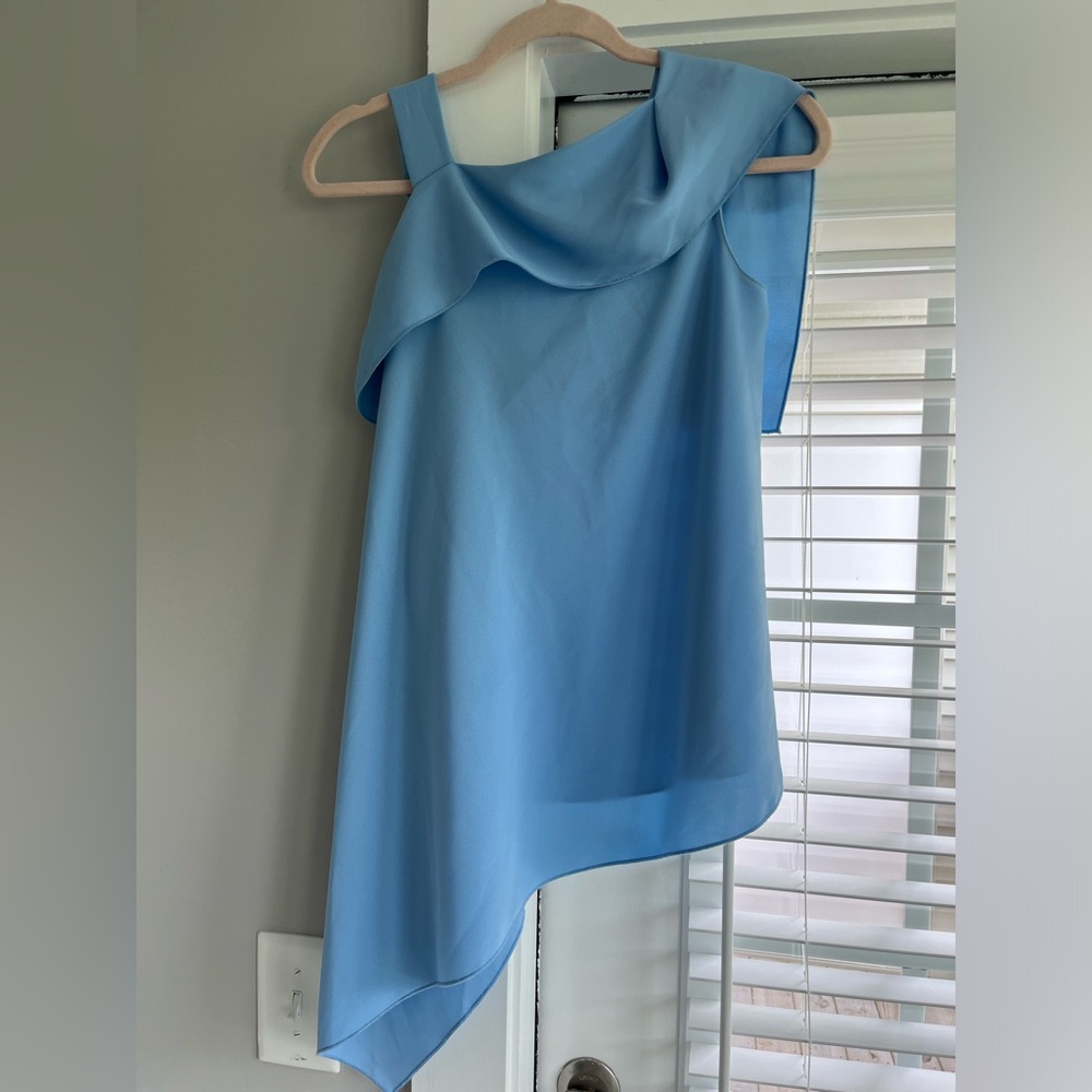 Anna Cate Asymmetrical Blouse